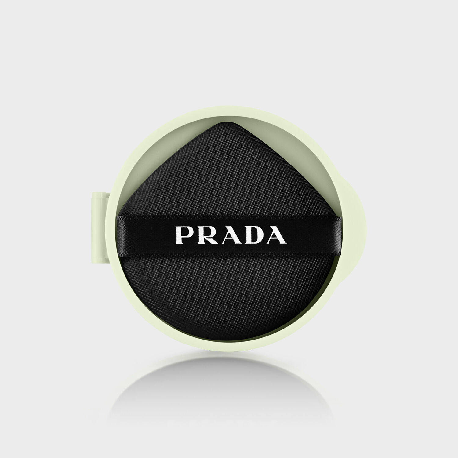 PRADA 原生霧光尼龍氣墊粉蕊